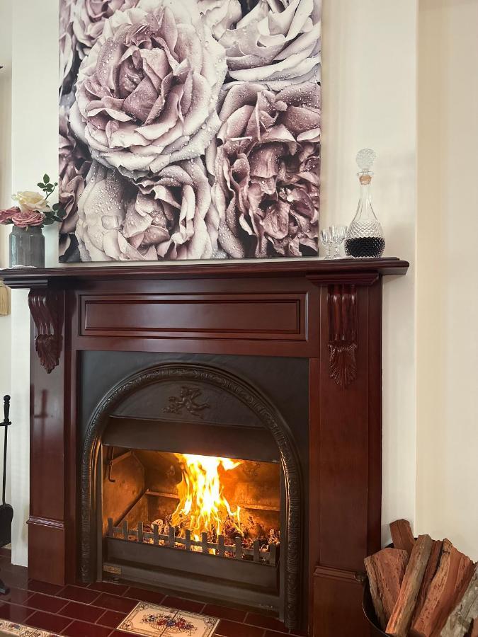 Wine And Roses Bed And Breakfast Adelaide Eksteriør billede