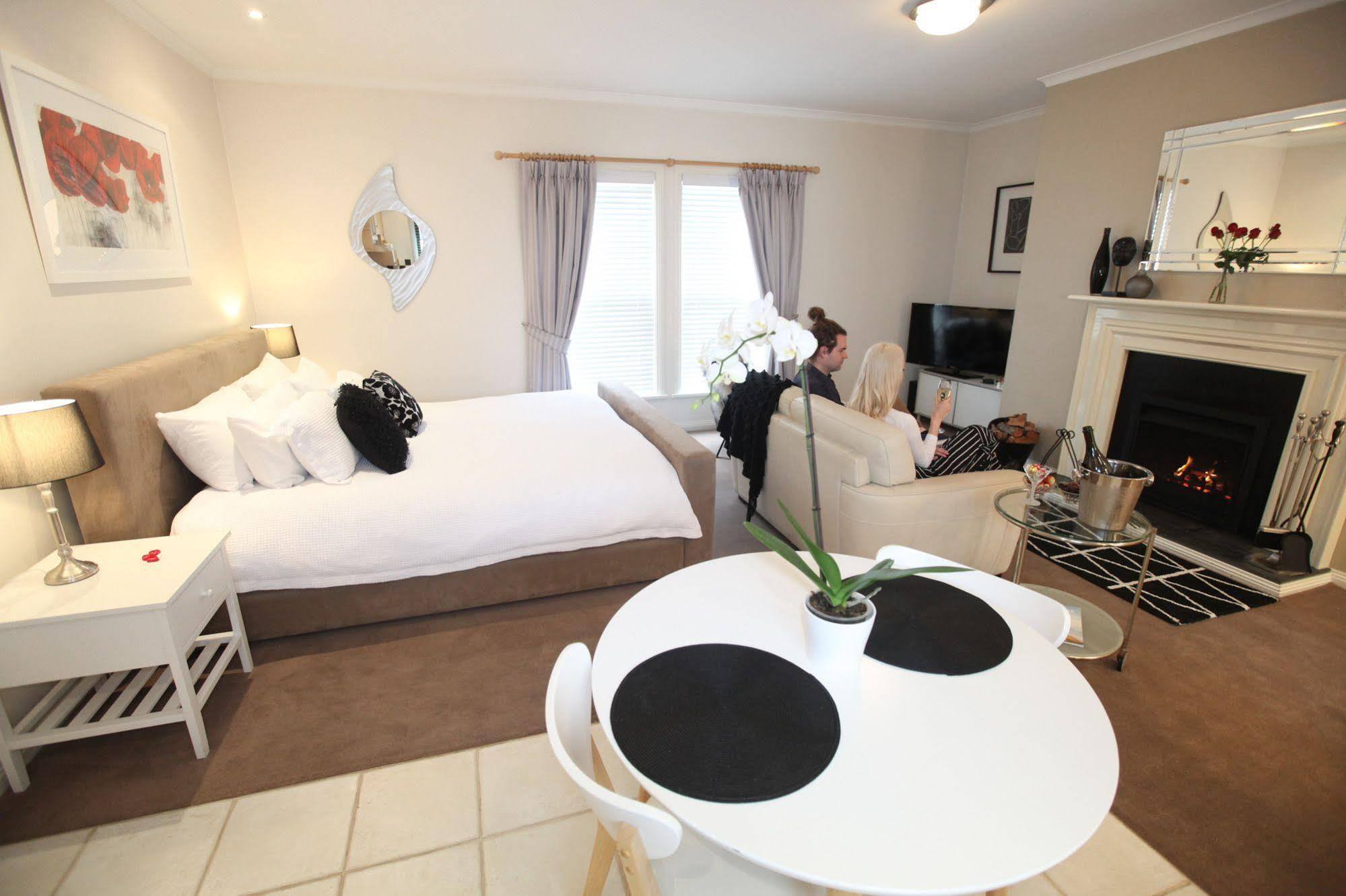 Wine And Roses Bed And Breakfast Adelaide Eksteriør billede