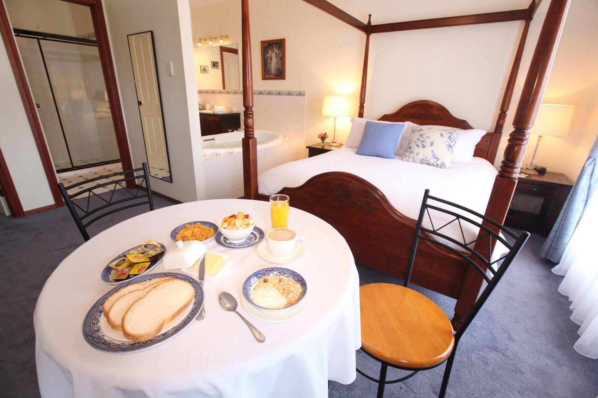 Wine And Roses Bed And Breakfast Adelaide Eksteriør billede